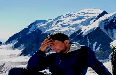 Facing Problems In The Everest Base Camp Trek 1