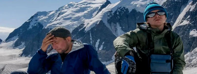 Facing Problems In The Everest Trek