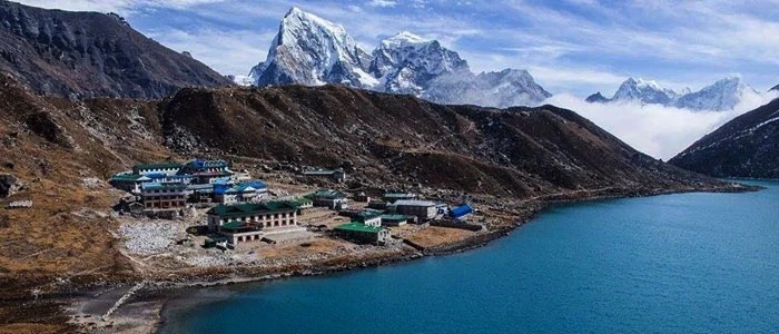 2 Best Seasons To Travel Everest By Helicopter 2