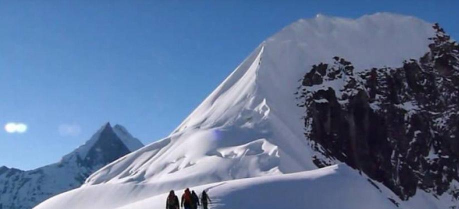 Pimage Lobuche Peak Climbing Image 3