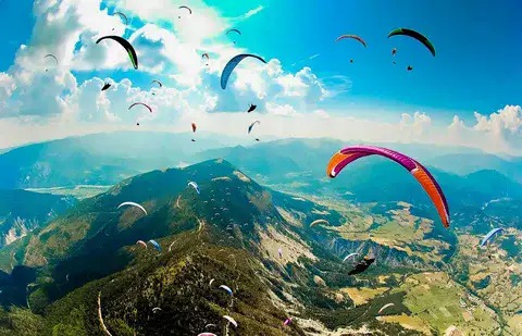 Paragliding